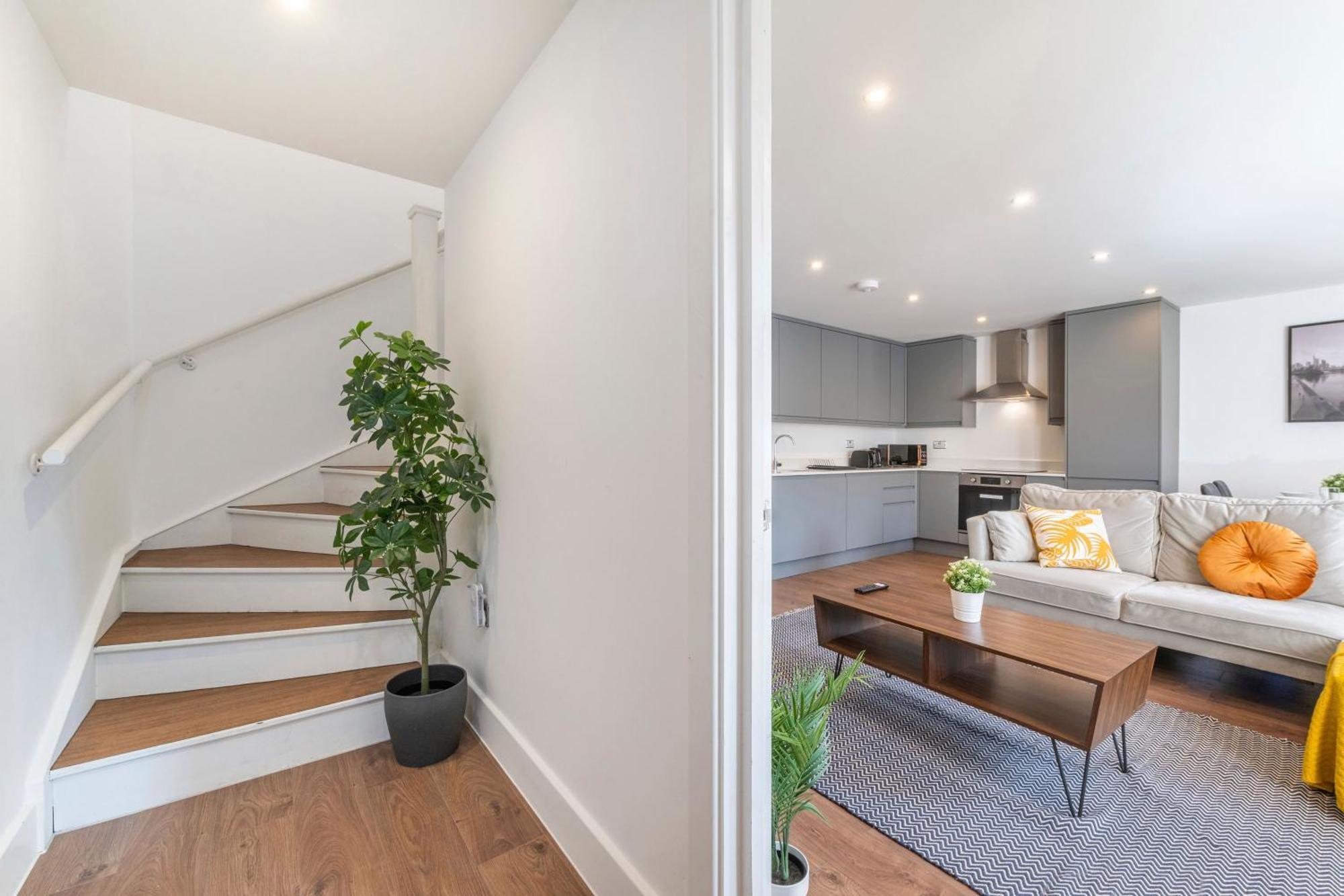 Modern London Home - 2 Bedrooms 2 Bath - Battersea, Vauxhall & Nine Elms Station Extérieur photo